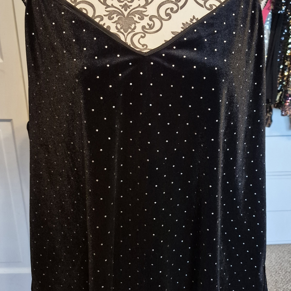 NWT Maurices Black & Silver Embellished Velvet Top
